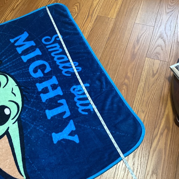Star Wars Baby Yoda The Mandalorian child super soft plush throw blanket - Picture 3 of 12